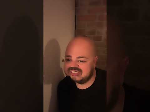 Mi raccomando non aprire a nessuno!